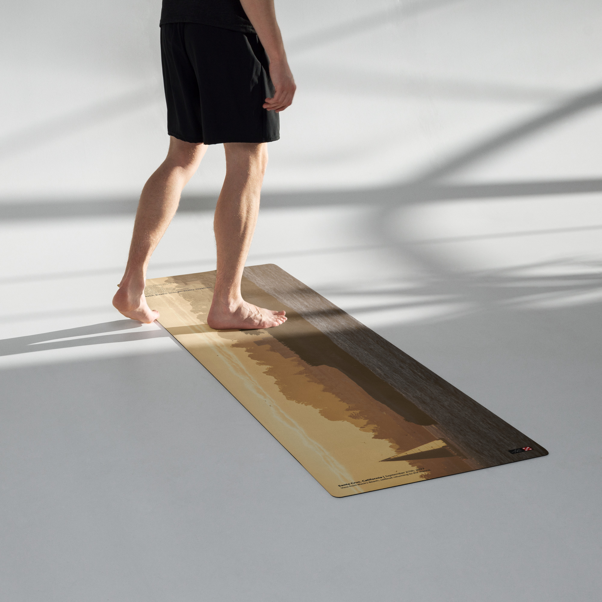 Yoga mat | Black's Beach, Santa Cruz - Image 3